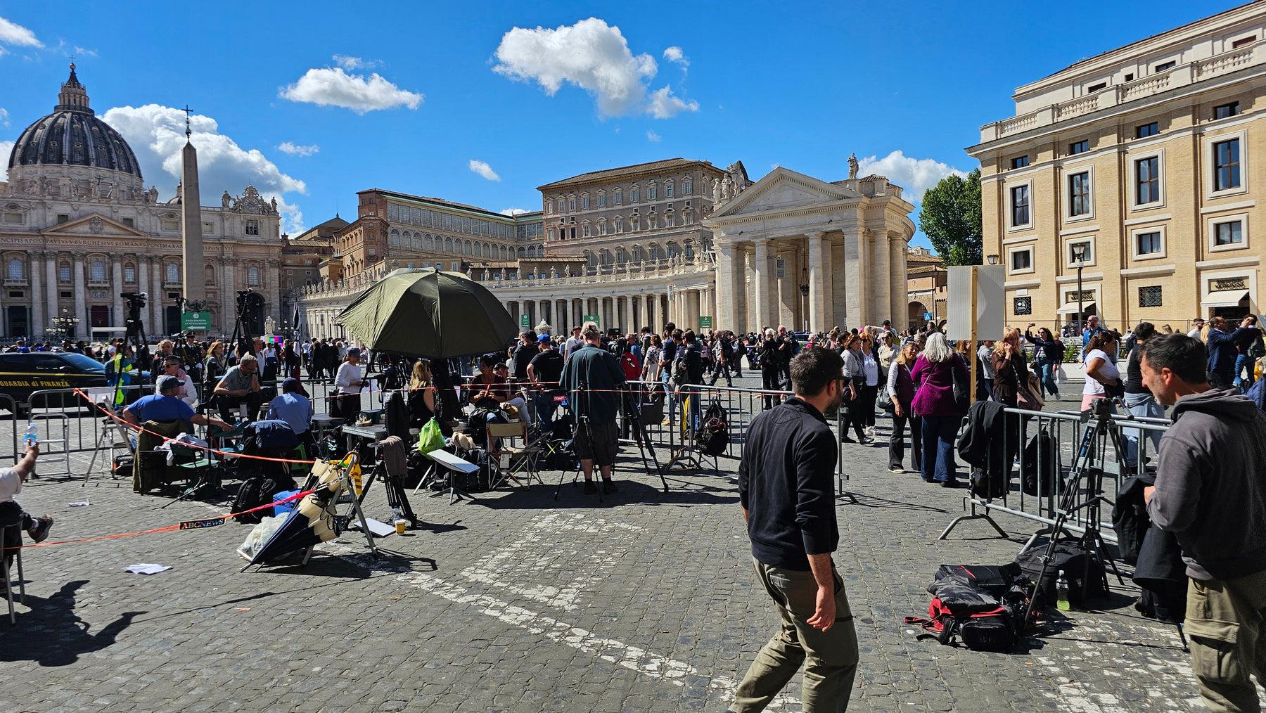 Cómo ENEX llevó a cabo la cobertura del Cónclave Papal con LiveU Matrix